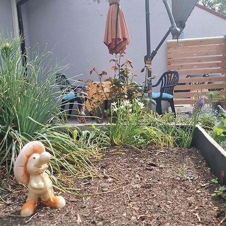 Zimmervermietung Zahn Baalberge Buitenkant foto