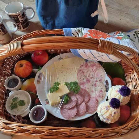 Zimmervermietung Zahn Baalberge Buitenkant foto