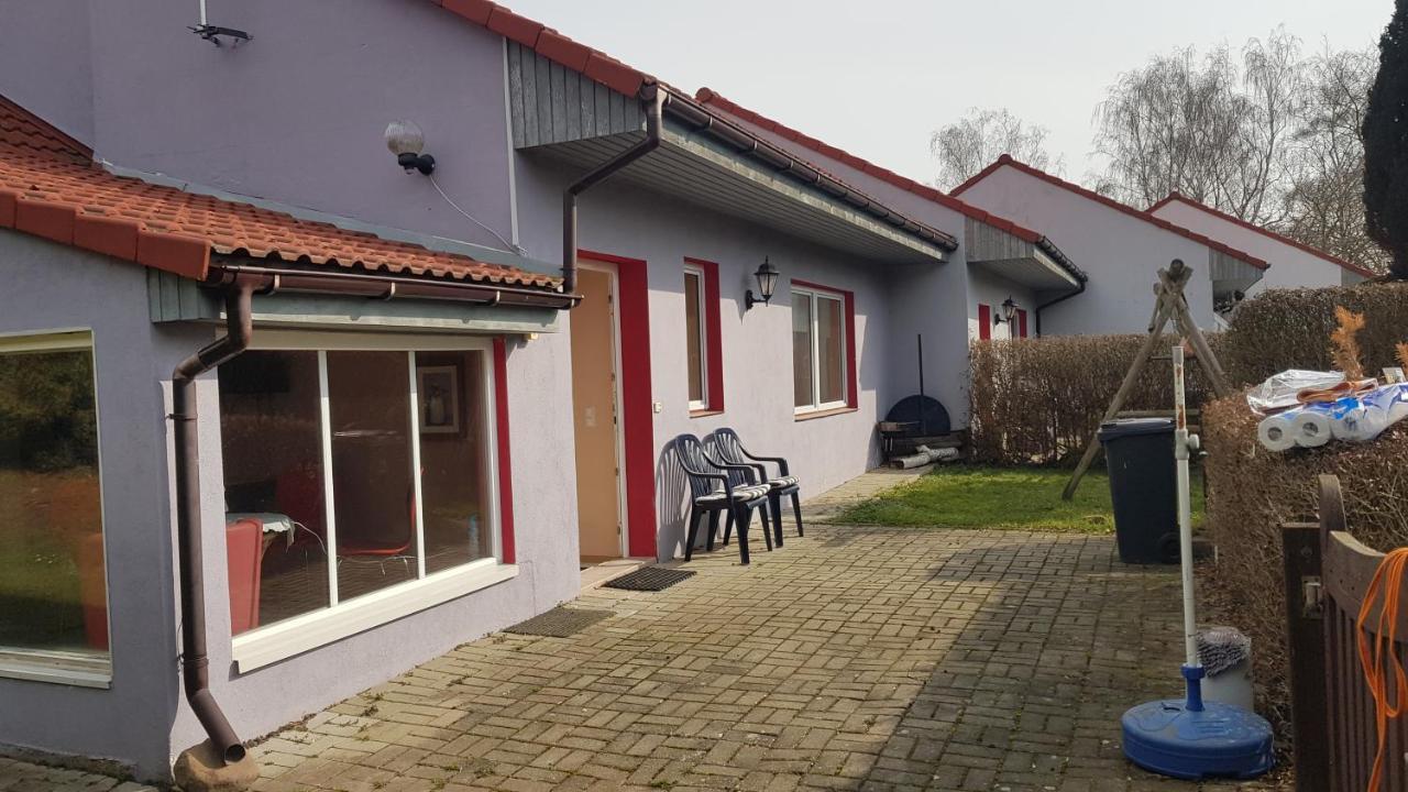 Zimmervermietung Zahn Baalberge Buitenkant foto