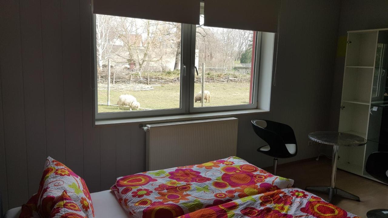 Zimmervermietung Zahn Baalberge Buitenkant foto
