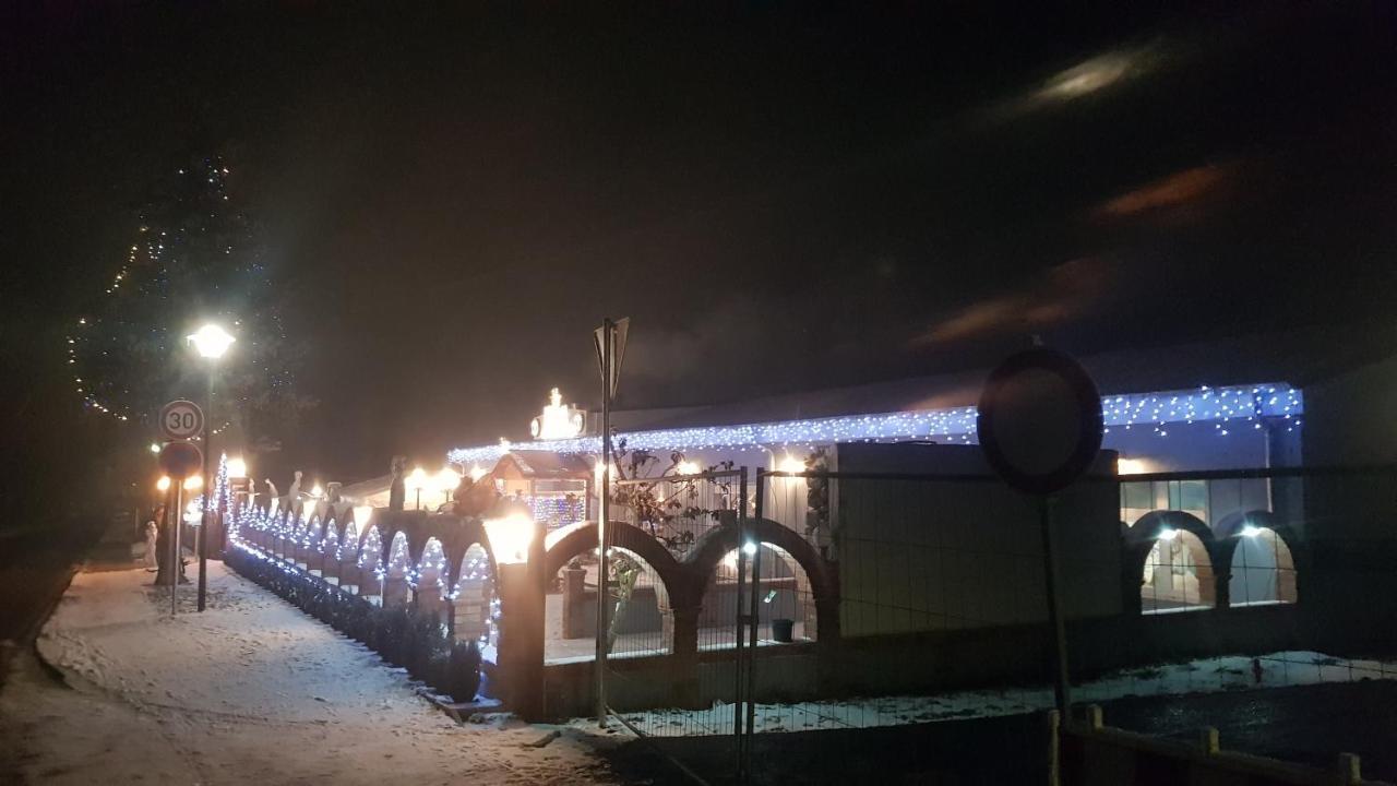 Zimmervermietung Zahn Baalberge Buitenkant foto